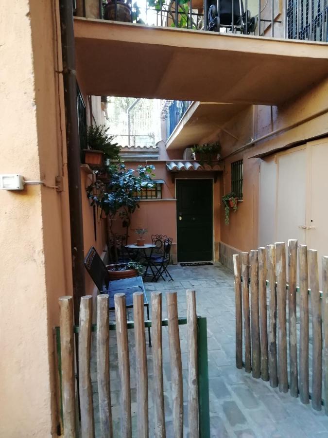 דירות רומא Lovely With Garden In Vatican Museums Trastevere מראה חיצוני תמונה
